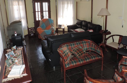 Jardim Itaguacu Cottage | CHÁCARA - SITE SALTO / UIT