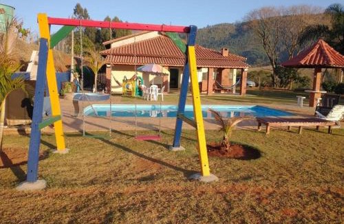 Vargem Maison | Chácara muito espaçosa para seus fins de semanas