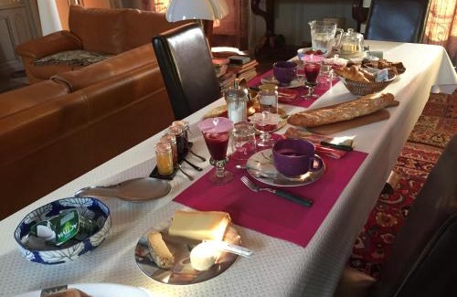 Saint-Pourcain-sur-Sioule Lit Et Petit-Déjeuner | Château de Briailles - Chambre d'hôtes