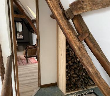 Maisnieres Maison | Château d'Harcelaines