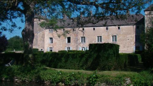 Ozenay Lit Et Petit-Déjeuner | Château d'Ozenay