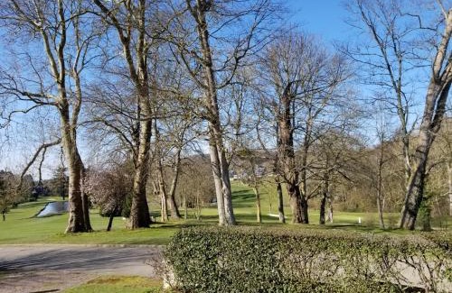 Gonneville-sur-Mer Appartement | château de Beuzeval, golf de Hougate