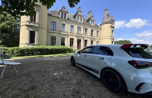 Dangeul Maison | Château de famille - Dangeul - 15 personnes