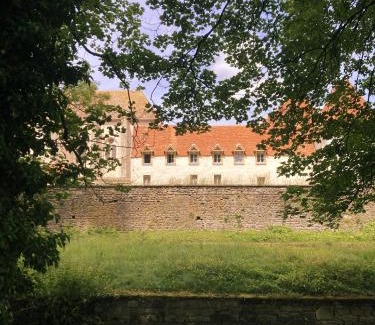 Gilly-les-Citeaux Hôtel | Château de Gilly