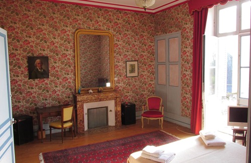 Thure Autre | Château de la Barbelinière + piscine