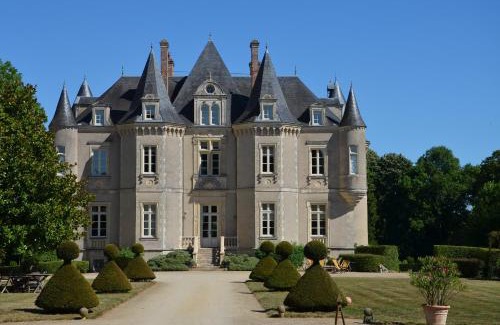 Vallon-sur-Gee Maison | Château de la Grange Moreau
