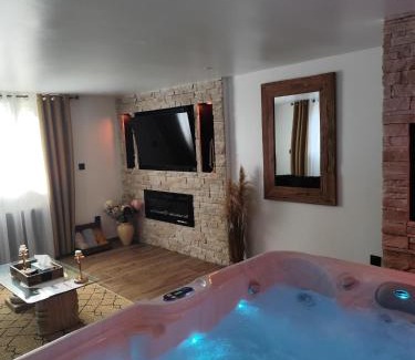 Gare-Jouvenet Appartement | Château de la sagesse SPA