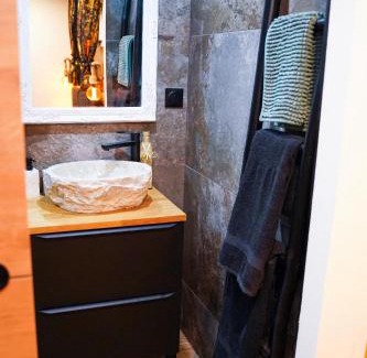 Gare-Jouvenet Appartement | Château de la sagesse SPA