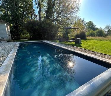 Bazouges-sur-le-Loir Maison | Château de Marigné - Gîte de charme- 15 pl