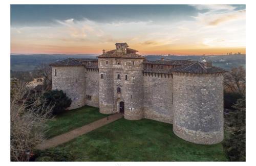 Senouillac Lit Et Petit-Déjeuner | château de Mauriac