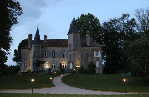 Saint-Forgeot Lit Et Petit-Déjeuner | Château de Millery