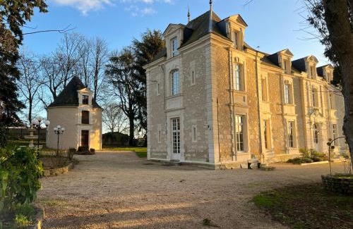 Oize Lit Et Petit-Déjeuner | Château de Montaupin