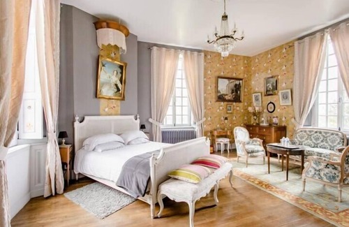 Fleurigne Maison | Château de Montbrault