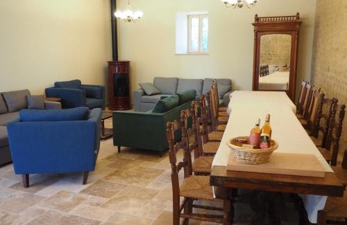 Bernay-Saint-Martin Maison | Château de Parançay - 15 people lodge
