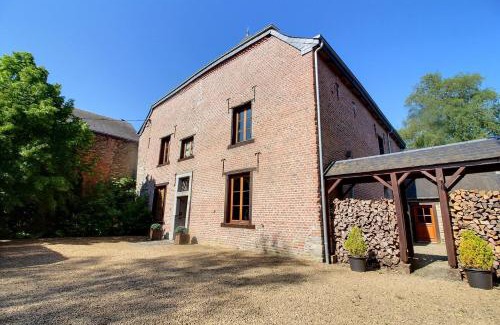 Gedinne Maison | Château de Rienne met sauna & hottub & pooltafel