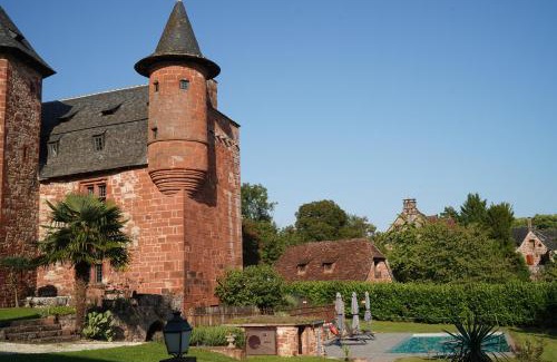 Collonges-la-Rouge Maison | Château de Vassinhac chambres d'hôtes Collonges la rouge