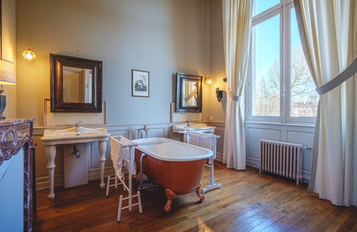 Saumur Hôtel | Château La Comtesse de Loire & Spa