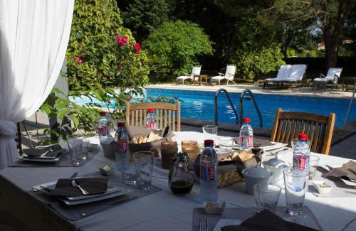 Montussan Lit Et Petit-Déjeuner | Château la Moune