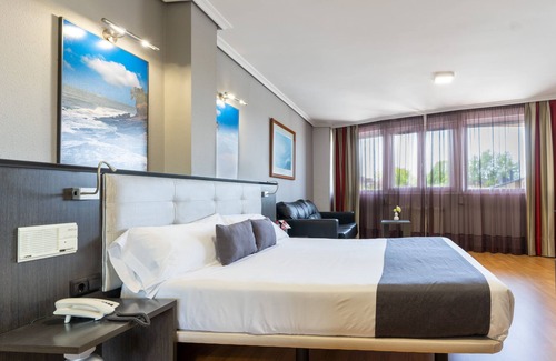 Sancibrian Hôtel | Château La Roca