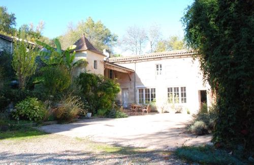 Coutras Lit Et Petit-Déjeuner | Château Le Baudou