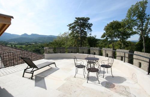 Charols Hôtel | Château Les Oliviers de Salettes