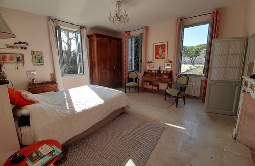 Bouillargues Autre | Château provençal et piscine- 11 pers