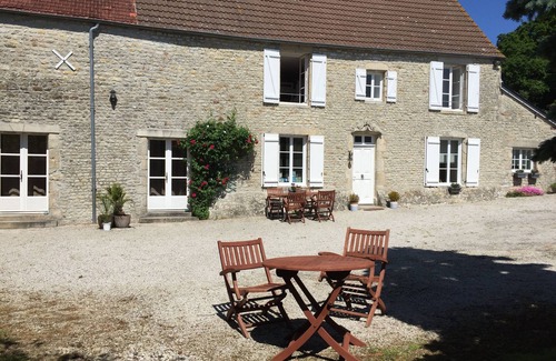 Sainte-Mere-Eglise Cottage | Charmant petit gite pour deux personnes avec piscine