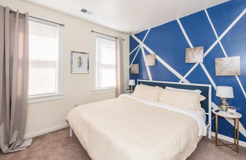 Capitol Hill Appartement | CH2 CH3 Fully Furnished Spacious Oasis Dog-friendly 2BR Capitol Hill