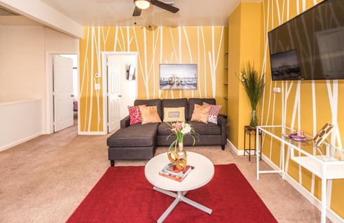 Capitol Hill Appartement | CH2 CH3 Fully Furnished Spacious Oasis Dog-friendly 2BR Capitol Hill