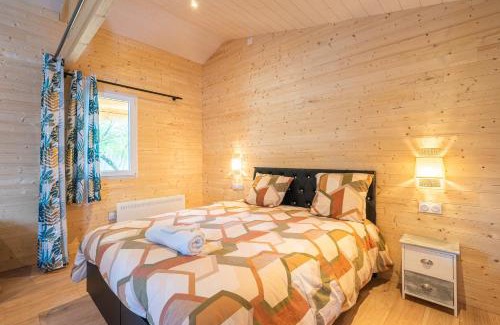 La Gripperie-Saint-Symphorien Maison | Chalet au calme