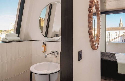 Richebourg - Saint-Clement Hôtel | Chachacha Hôtel