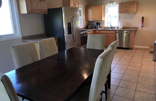 Waupaca Maison | Chain O 'Lakes Homes pour les grands groupes multi-familles, les mariages et les événements