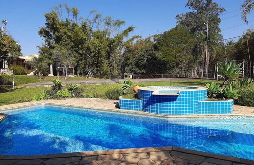 Jardim Primavera Chalet De Ski | Chalé Aconchegante em Chácara com Piscina Próximo Aparques Aquáticos em Itupeva