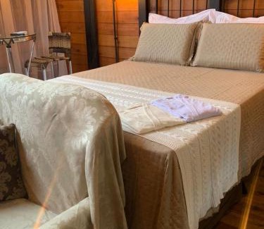 Garibaldi Chalet De Ski | Chalé Araucária
