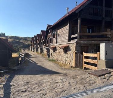 Penhas da Saude Chalet De Ski | Chalé das Estrelas