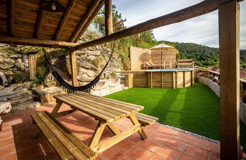 Moncao Chalet De Ski | Chalé dos Penedos, sossego e piscina privada