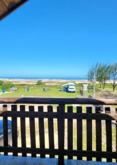 Balneario Arroio do Silva Chalet De Ski | Chalé Mar a Vista Conforto e Pé na areia