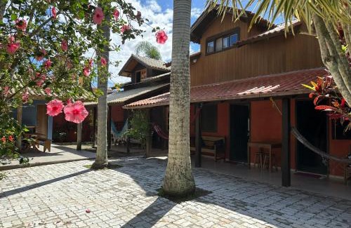 Garopaba Cabine | Chalés Solana localizados 50 metros do mar
