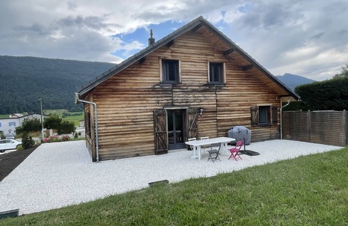 Autrans-Meaudre-en-Vercors Chalet De Ski | Chalet écologique et ensoleillé dans le Vercors, proche du village et des pistes