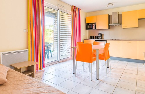 Chaveignes Chalet De Ski | Chalet Dans Le Val de Loire | Accès Piscine + Espace Bien-Être