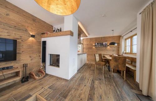 Schonbach Chalet De Ski | Chalet Stay near Krimml Waterfalls
