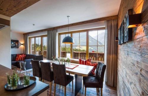 Schonbach Chalet De Ski | Chalet with Sauna and Natural Pool