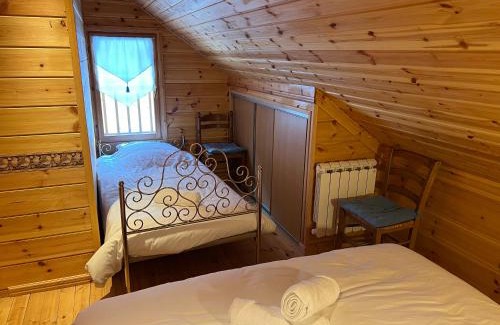 L'Hospitalet-pres-l'Andorre Chalet De Ski | Chalet bois au coeur des Pyrénées ariégeoises