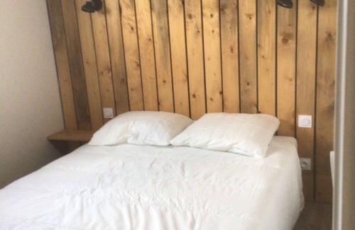 Clermont-Creans Chalet De Ski | Chalet à 5min du Zoo de la Flèche, à 30min du circuit des 24H du Mans
