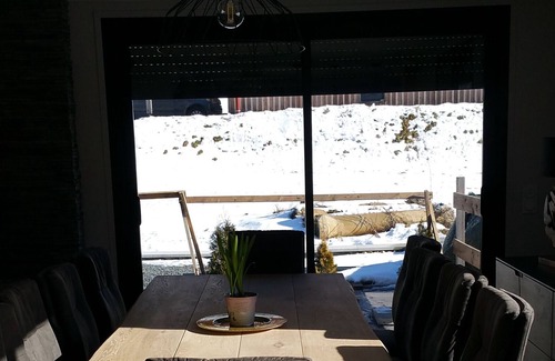 Mijoux Maison | chalet 10 personnes pieds des pistes vue panoramique
