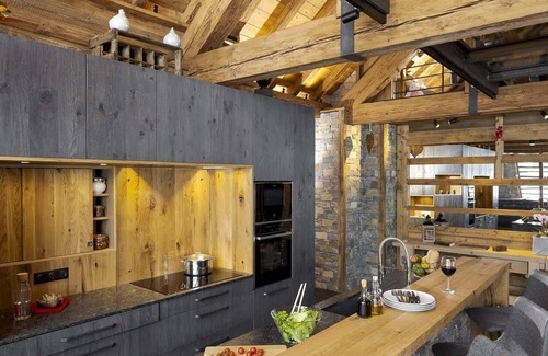 Les Deux Alpes Chalet De Ski | Chalet, à 150m des pistes de ski, remise en forme, sauna, terrasse, cheminée ou poêle à bois