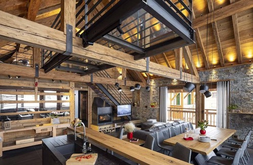 Les Deux Alpes Chalet De Ski | Chalet, à 150m des pistes de ski, remise en forme, sauna, terrasse, cheminée ou poêle à bois