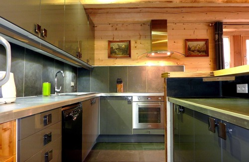 Landry Chalet De Ski | CHALET 16 pers WEEKEND & SEMAINE SAUNA navette gratuite funiculaire ARC 1600
