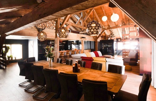 Le Petit-Bornand-les-Glieres Chalet De Ski | Chalet 1703 - Chalet 5* avec Jacuzzi - Idéal pour famille jusqu'à 12 personnes