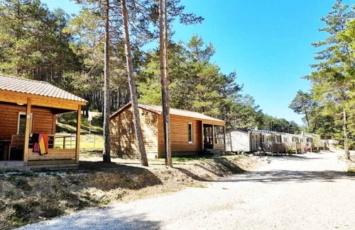 Saint-Auban Chalet De Ski | Chalet 2 étoiles - Piscine - ccbaeia